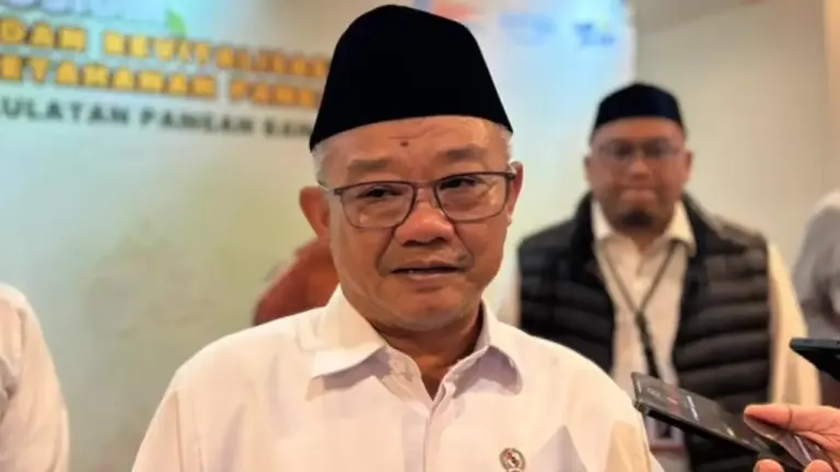 Hari Guru Nasional 2026 Jatuh pada 25 November, Mendikdasmen Siapkan 3 Kado Untuk Guru